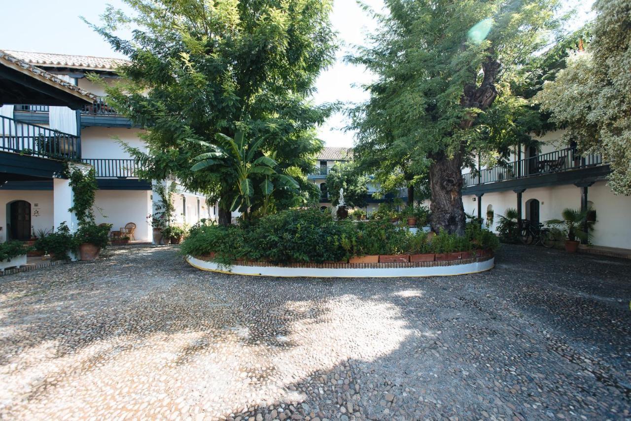 Aitana'S Retreat With Charming Garden — Photos 3